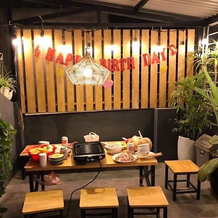The Autumn Homestel Hanoi Exterior photo