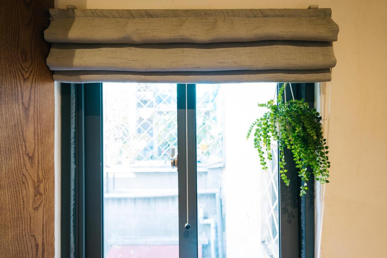 The Autumn Homestel Hanoi Exterior photo