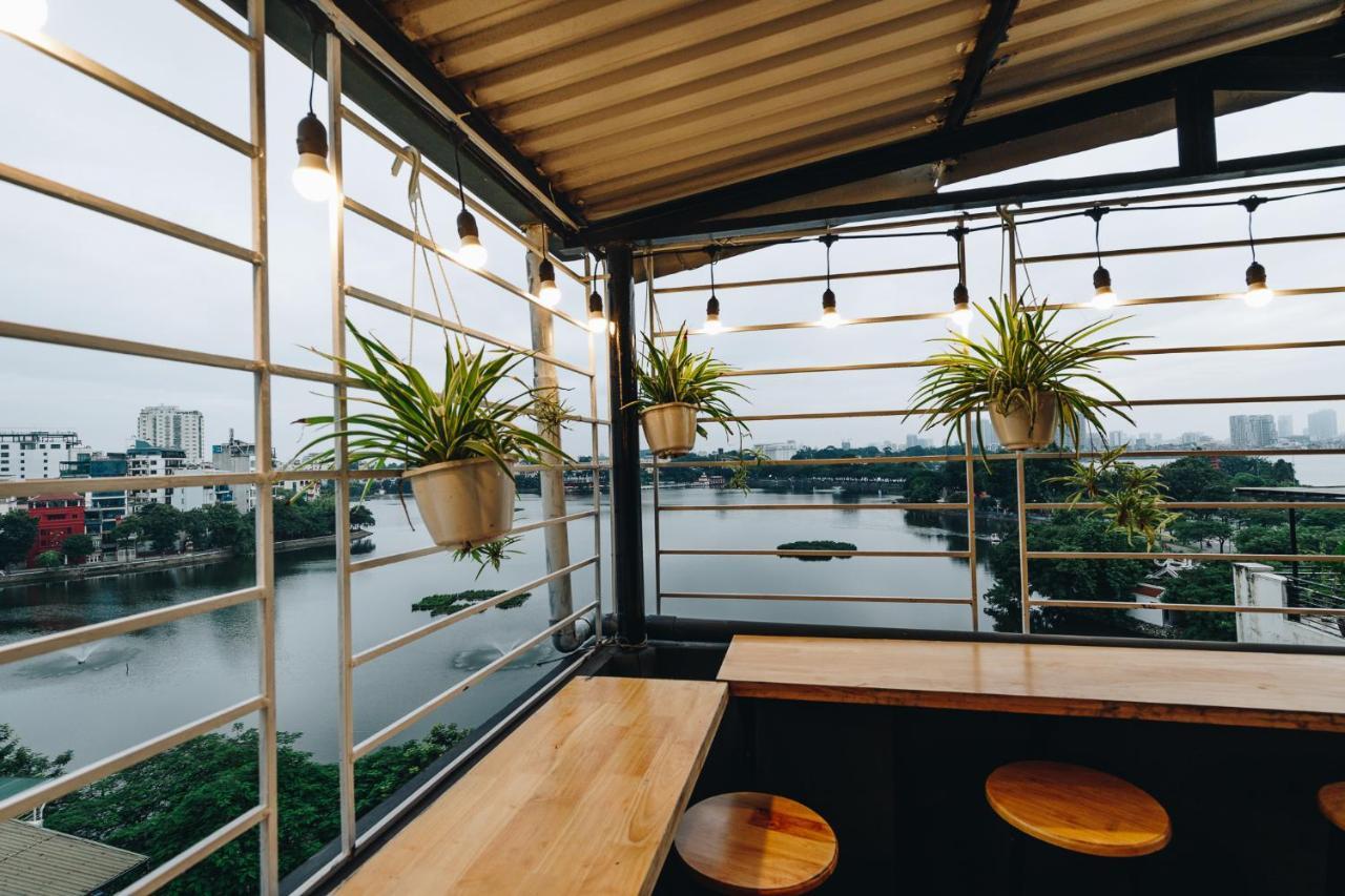 The Autumn Homestel Hanoi Exterior photo